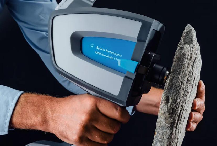 Handheld Spectrometer